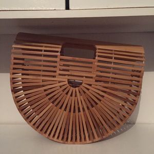 NIB wicker structured summer hand bag